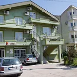 M Hotel 3*