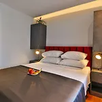 M Hotel