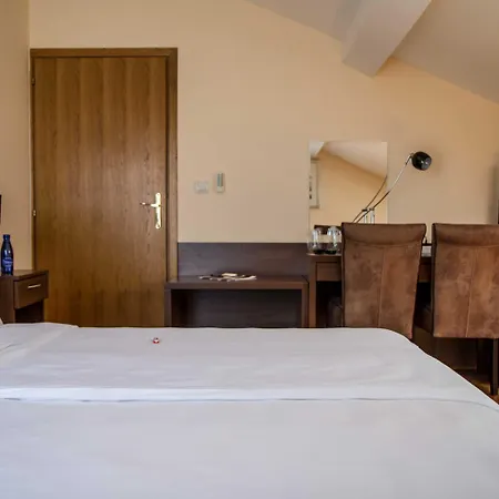 M Подгориця