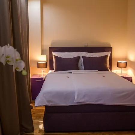 Готель M Подгориця