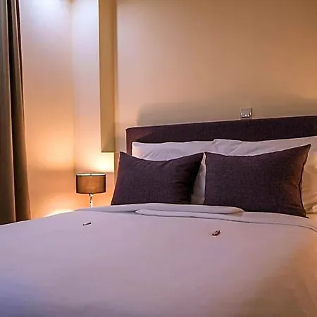 M Hotel 3*