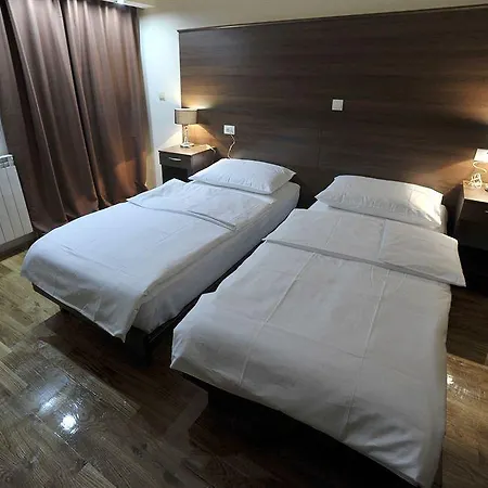 M Hotell